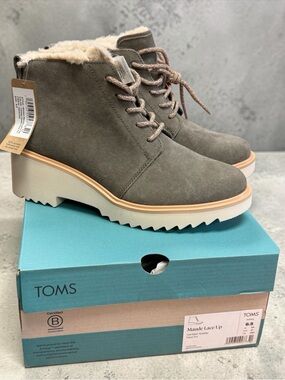 TOMS Maude Lace Up Boots 6.5 Canteen Suede Faux Fur Chunky Platform NWT